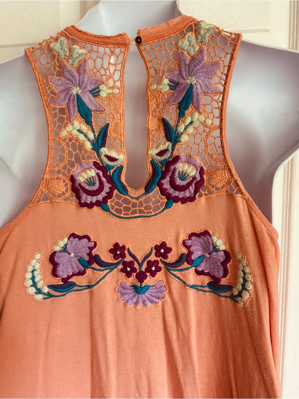FREE PEOPLE…embroidery top - Picture 6 of 8